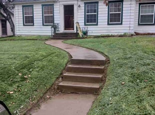 Candice O.'s Lawn Mowing service result