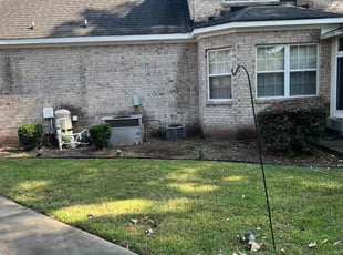 Bush Trimming by Valera Swearngin for Andrew B. in Chesapeake, VA