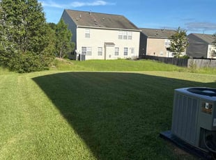 Justin R.'s Lawn Mowing service result