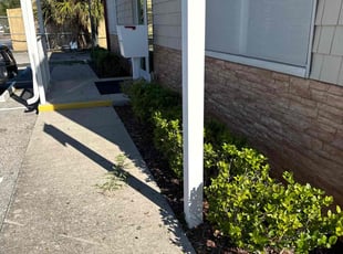 Bush Trimming by Robert Myers for Jared W. in DeBary, FL