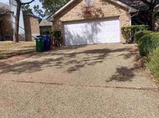 Leaf Removal by Rene Andrade for William M. in Austin, TX