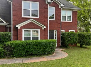 Bush Trimming by Daelyn Robinson for Richard S. in Conyers, GA