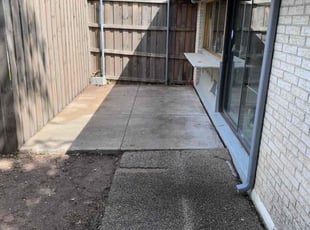 Leaf Removal by Juan Antonio Perez Vazquez for Blake A. in Dallas, TX