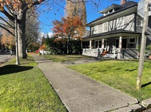 Leaf Removal by cesar acuchi for Sean W. in Tacoma, WA