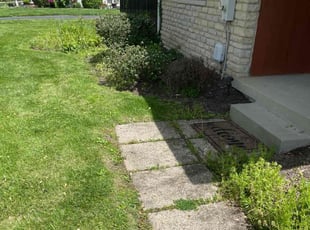 Bush Trimming by Alex Sanner for SHIRLEY J. in Gahanna, OH