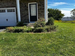 Bush Trimming by Feliciano Matos for Jordan H. in South Whitehall Township, PA