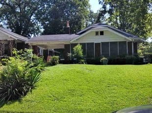 Ramauni B.'s Lawn Service service result