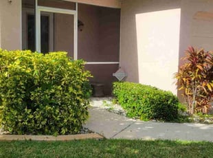 Bush Trimming by Luis Ferrer for Gary S. in Cape Coral, FL