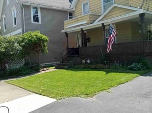 Robin M.'s Lawn Service service result