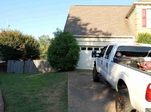 Bush Trimming by Joe Miller for Cameron B. in Cordova, TN