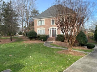 Laura S.'s Yard Cutting service result