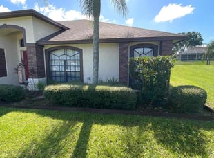 Bush Trimming by Ramon Taguja for Michael F. in Lakeland, FL