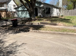 Weeding by Stephanie Bohorquez for Theresa M. in Katy, TX
