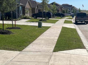Rhonda K.'s Lawn Service service result