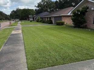 Edmond H.'s Lawn Service service result