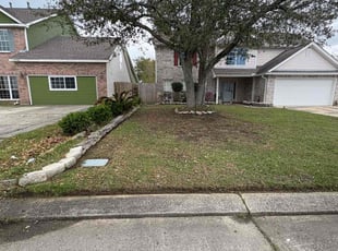 Leaf Removal by Richard Thomas for Ronald H. in Slidell, LA