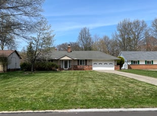Leaf Removal by Devaughn Varner for Connie H. in Richmond Heights, OH