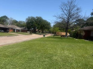 Robert W.'s Lawn Service service result
