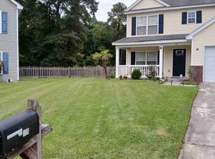 Cindy S.'s Lawn Maintenance service result