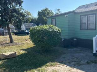Bush Trimming by Kyle Yacko for J R. in Hazel Park, MI