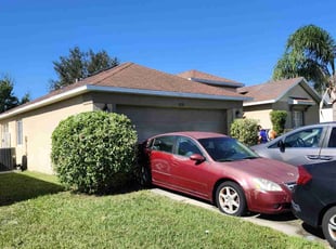 Weeding by Widalbert Ortiz for Kimberley T. in Davenport, FL