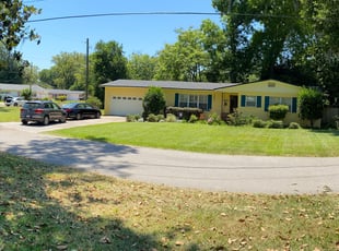 Leaf Removal by Terran Wells for Steven K. in Jacksonville, FL