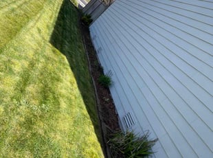 Weeding by Jose Acuchi for Suzi W. in Puyallup, WA