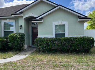 Bush Trimming by Martell McGee for Mary S. in Middleburg, FL
