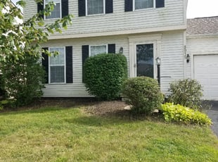 Bush Trimming by Chad Jones for Gregory S. in Reynoldsburg, OH