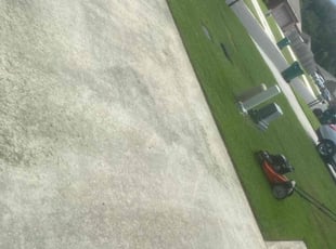 laquita j.'s Lawn Mowing Service service result