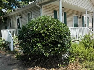 Bush Trimming by Brian Wortham for Tamika C. in Greensboro, NC