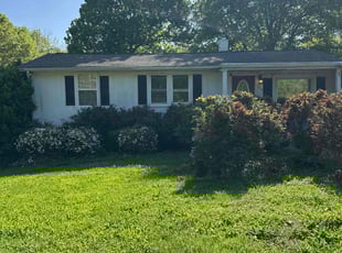 Bush Trimming by Christopher Roberts for Alex T. in Thomasville, NC