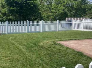 Melissa L.'s Lawn Care service result