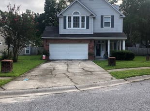 Bush Trimming by Leon Brown for Danielle s. in Goose Creek, SC