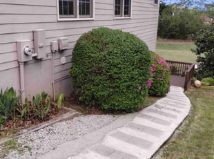 Bush Trimming by Rusty Brown for Sean M. in Villa Rica, GA