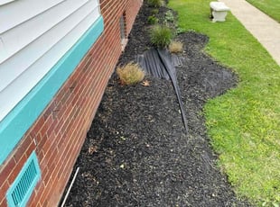 Weeding by Robert Faison for Arthera S. in Temple Hills, MD