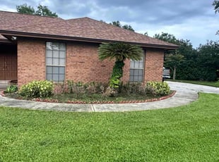 Bush Trimming by Andres Vera for Benjamin C. in Altamonte Springs, FL