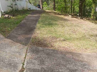 Leaf Removal by Mickel Gulley for Lekishia C. in Birmingham, AL