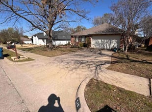 Leaf Removal by Juan Ramirez for Todd H. in Lewisville, TX