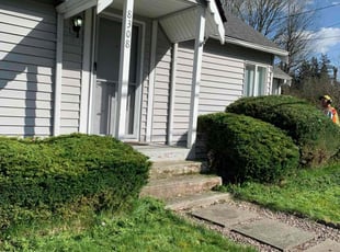 Bush Trimming by Juan Mora for Charles P. in Redmond, WA