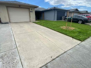 Becky B.'s Lawn Care service result