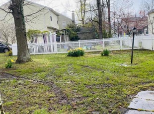 Leaf Removal by Yobani Benitez for Clyde C. in Annapolis, MD