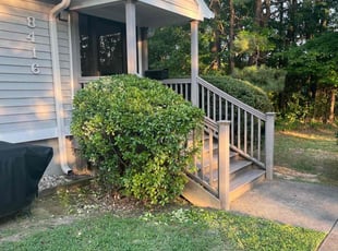 Bush Trimming by Recardo Hunter for Maurice N. in Richmond, VA