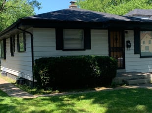 Bush Trimming by Michael Williams for Jenasha J. in Milwaukee, WI