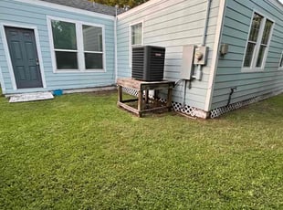 Stephanie M.'s Lawn Service service result