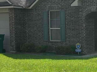 Lizette W.'s Bush Trimming service result