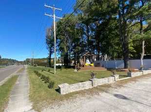 Kelly G.'s Lawn Maintenance service result