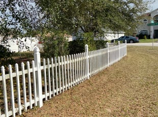 Bush Trimming by Robert Johnson for Anatalio G. in Kissimmee, FL