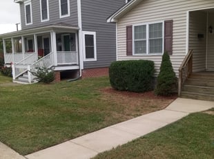 Bush Trimming by Marlo Page for Larue S. in Richmond, VA