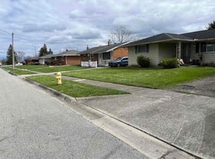 Karla W.'s Lawn Maintenance service result